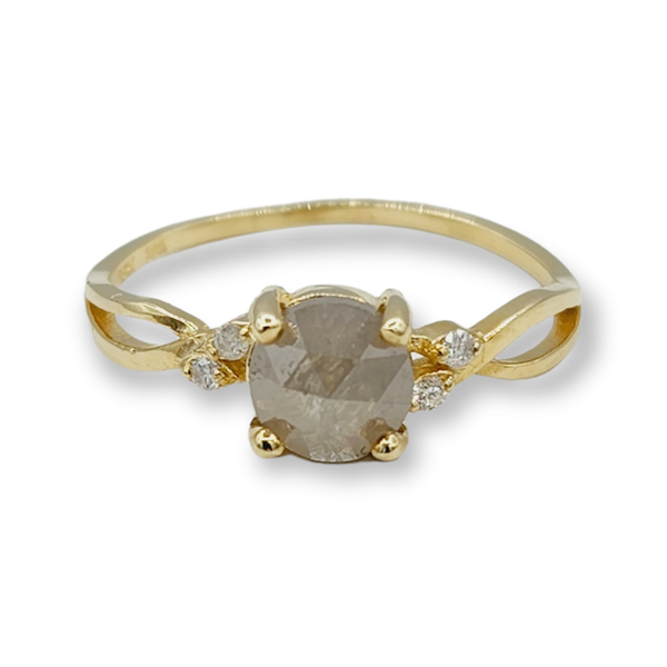 14K Gold Ring Set With 6X6 mm Round Diamond