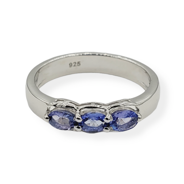 Sterling Silver Ring Set With Natural Tanzanite