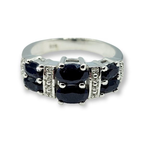 Sterling Silver Ring Set with Natural Blue Sapphire