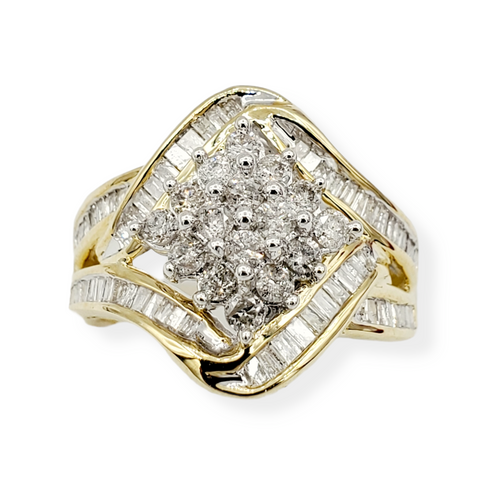 10kt yellow gold ring with  prong set round brilliant cut diamonds 1.0ct