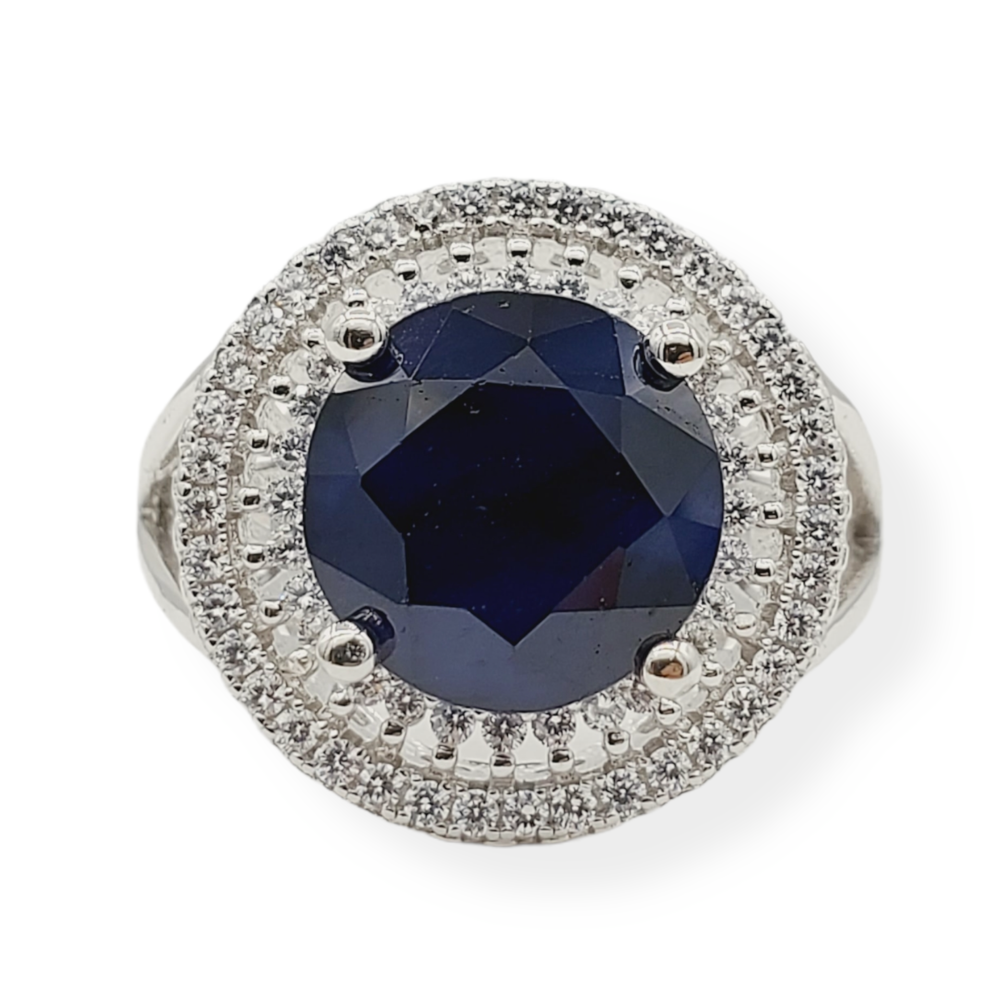 Sterling Silver Ring Set With Natural Sapphire